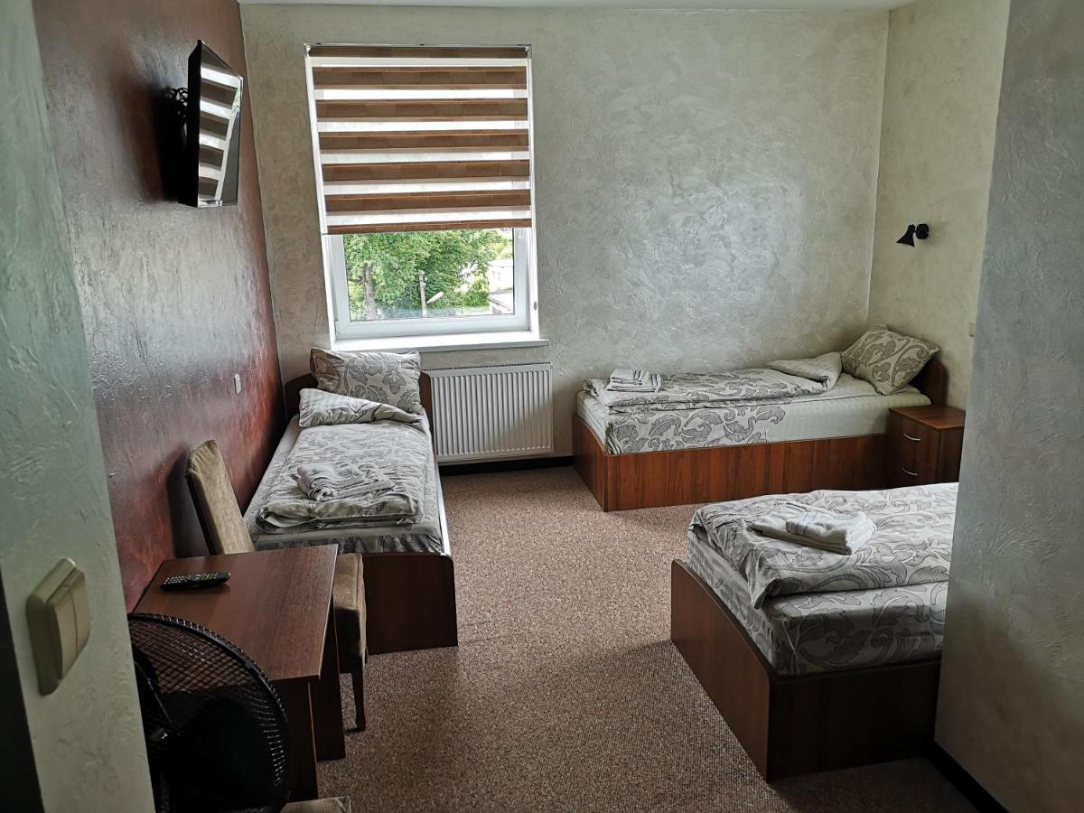 Bed and Breakfast Pas Neriju Skuodas Exterior foto
